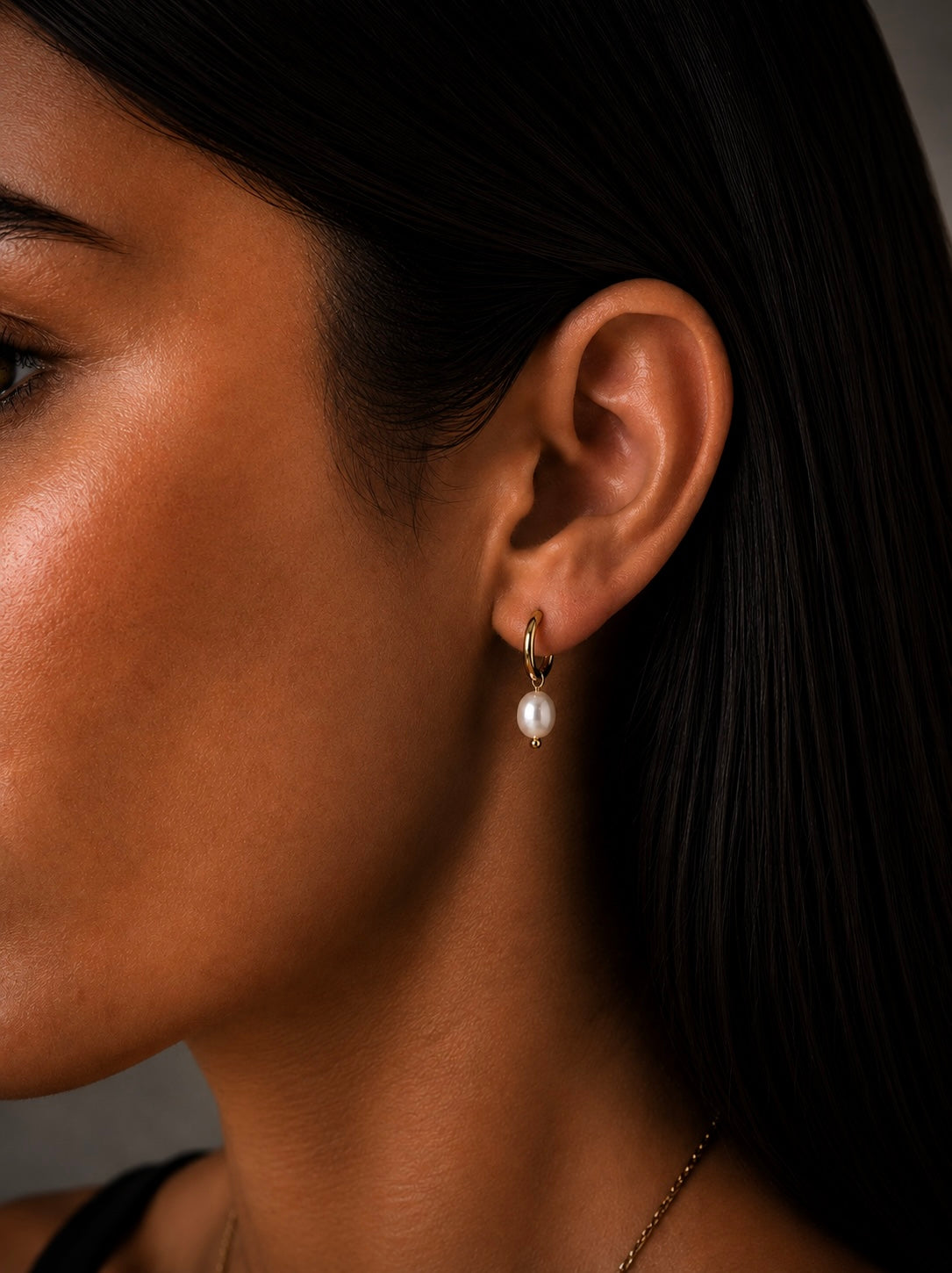 Pearl Essence Hoops